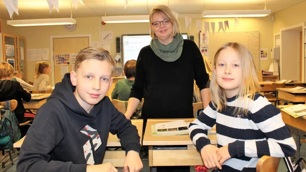 Läser varje dag! Läraren Susann Haag Wallberg berättar att Olle och Isabell och de andra eleverna i Svärtingehus läser 20 minuter varje dag i skolan.