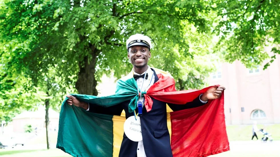 Fotboll. Tidjani Diawara ska fortsätta spela i IFK Norrköping efter studenten.