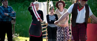 Teater på bondska är tillbaka