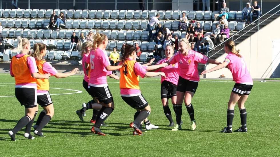 Finalklart. I sista minuten av förlängningen avgjorde Östergötland. I juni väntar final i Cup Kommunal.
