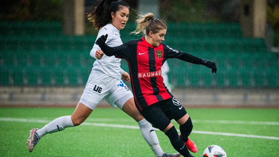 Ebba Ronquist byter den rödsvarta BP-tröjan mot Sandvikens Rödvita.