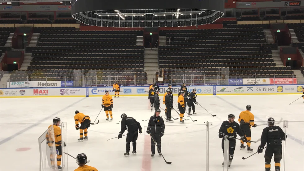 Skellefteå AIK kör dubbla ispass under torsdagen. 