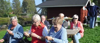 Burträsk SPF grillade korv i Kvarnbyn