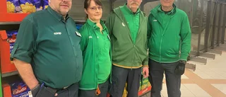 Hjältarna i personalen som hindrade chipsbranden • "Tömde tio brandsläckare"