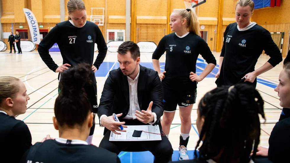 Robin Sandberg är coach för Luleå Basket. (Arkivbild)