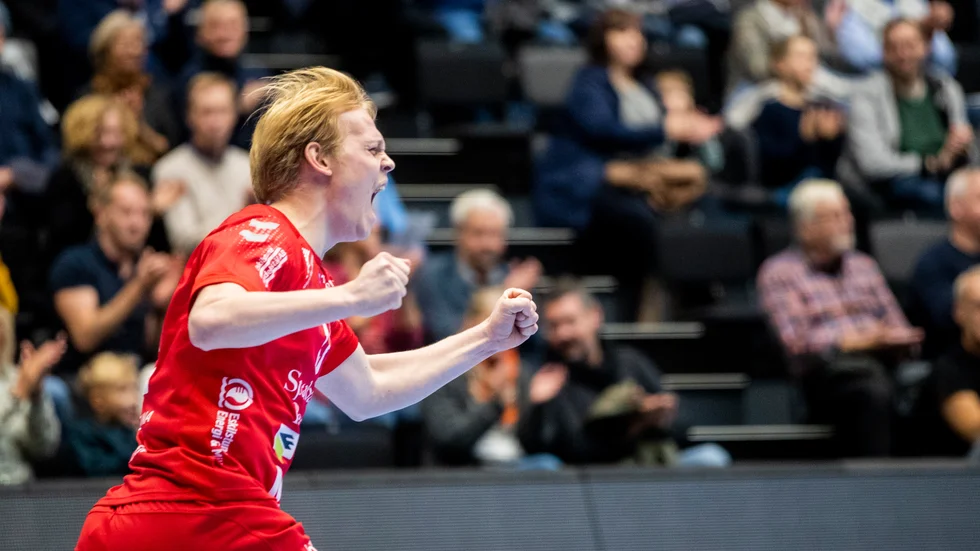 Guifs högernia Elias Hall vrålar ut sin glädje och var en av lagets bästa målskyttar med sina fem fullträffar. Bara Fredrik Gustavsson var bättre med sina åtta.