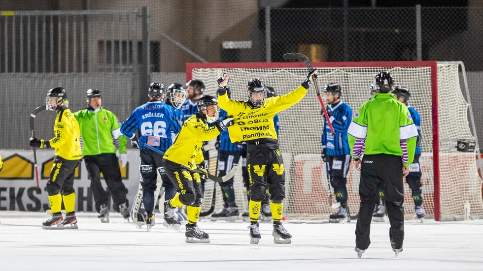 Vetlandajubel efter ännu ett hörnmål. Det gulklädda smålandslaget tog viktiga poäng i bottenstriden medan Sirius kan tappa sin sjätteplats.