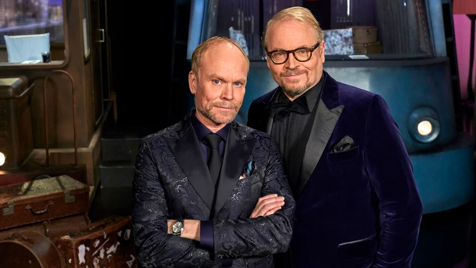 Kristian Luuk och Fredrik Lindström leder "På spåret". Pressbild.