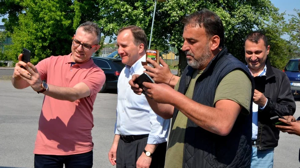 Även utanför gatuköket Leon blev det selfies, här med Swar (t v) och Jones