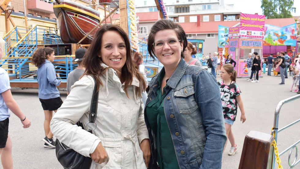 Systrarna Katrin och Maria Bergmark hade just lämnat barnen... Foto: Ulrika Andersson.