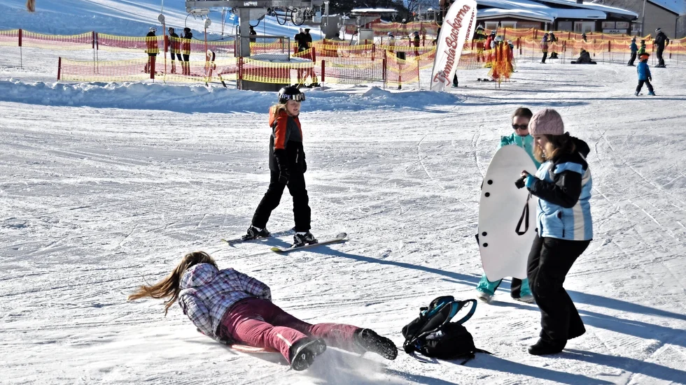 Full fart. Sportlovet är en av höjdpunkterna under säsongen i Tjamstan. Foto: Morgan Bohman.