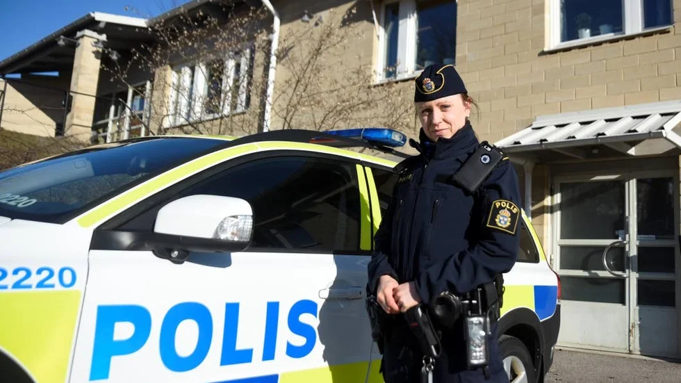 Nå fler. Sofie Karlsson, vid polisen i Finspång, vill nå fler medborgare genom sociala medier.