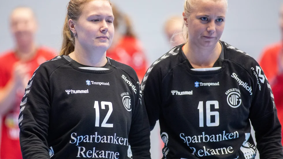 Guifs målvakter, Emma Hultborg och Josefin Holst, fick beröm för varsin fin halvlek.