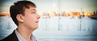 Filip Palukka lämnar alla uppdrag i Vänsterpartiet
