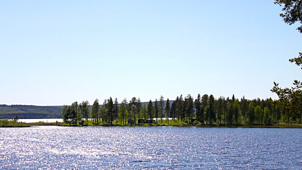 Det pågår ett arbete för att få till fler strandnära tomter i Norsjö.