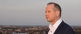 Norrans recensent imponeras av en personlig och utlämnande krigsbok