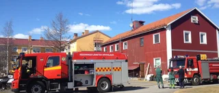 Larm om brand i flerfamiljshus