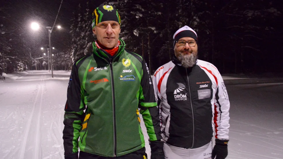 Ledare. Örjan Roslund, Malå IF, och Mattias Bjursell, Norsjö Skidor, laddar inför kommande tävlingar.