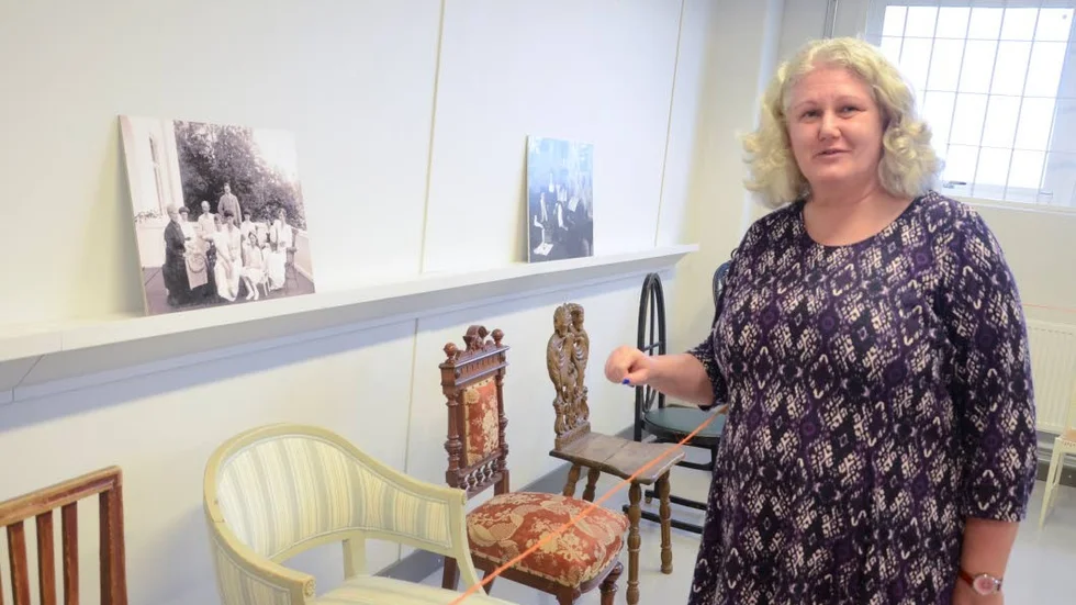Stolar. Temat för Arkivens dag det här året är "välkommen hem" och därför valde Stadsmuseet att göra en utställning med stolar, något som är typiskt för många hem. Intendenten Anette Kindahl berättar om en av stolarna, som prinsessan Astrid troligtvis satt i när hon bodde på Fridhem.
