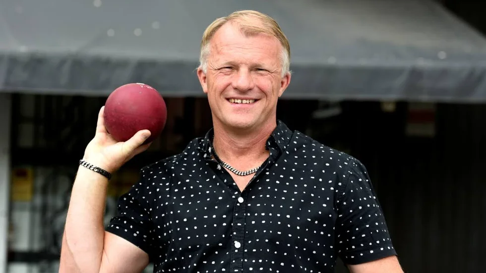 Två karriärer. Örjan Fritiofsson har kul både i kulringen och på brottarmattan.