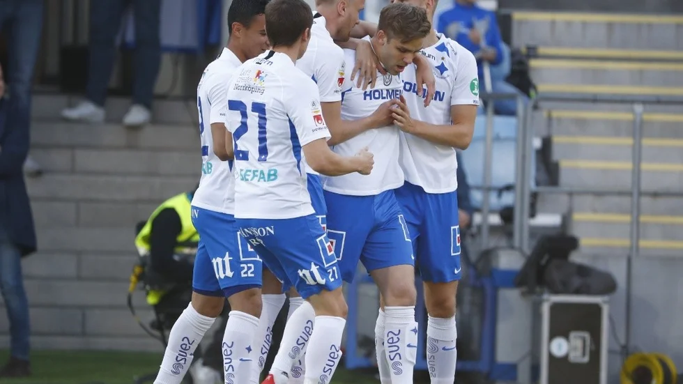 NORRKÖPING 20190428
Norrköpingsjubel efter 1-1 av  Christoffer Nyman under söndagens fotbollsmatch i allsvenskan mellan IFK Norrköping FK och Malmö FF på Östgötaporten.
Foto: Stefan Jerrevång / TT / kod 60160