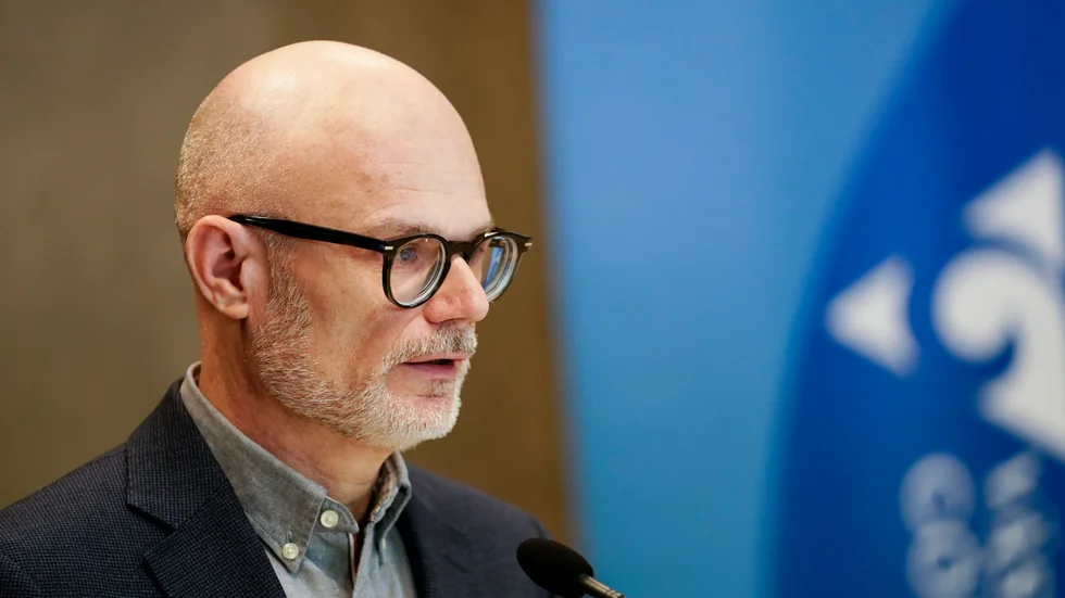 Första bekräftade fallet av omikronvarianten har konstaterat i Västra Götalandsregionen. "Personen har en direkt resekoppling till Sydafrika", säger smittskyddsläkare Thomas Wahlberg. Arkivbild.
