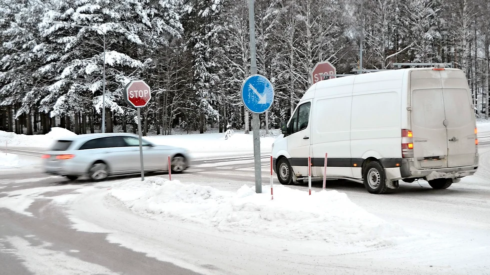 Skribenten menar att bristen på underhåll gör att Torsgatan är livsfarlig.