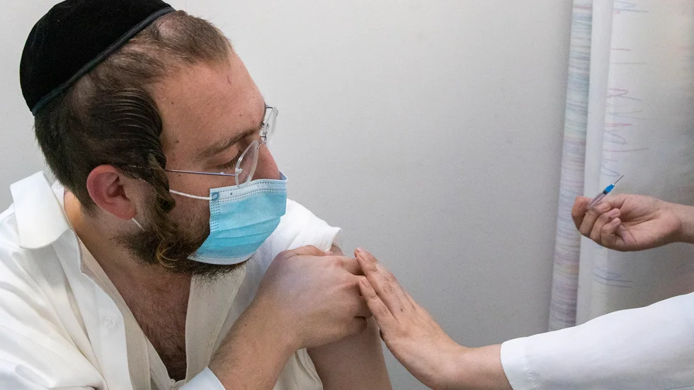 Israel har godkänt en fjärde dos covidvaccin för människor med nedsatt immunförsvar. Arkivbild