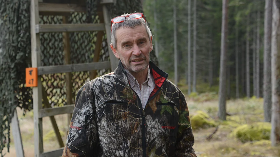 Per-Åke Svensson, tidigare kommunalråd för centern, gör politisk comeback. Men inte i sitt gamla parti. "Det drog inte åt grönt den här gången", säger han.