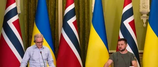 Norges statsminister i Kiev – lovar miljardstöd