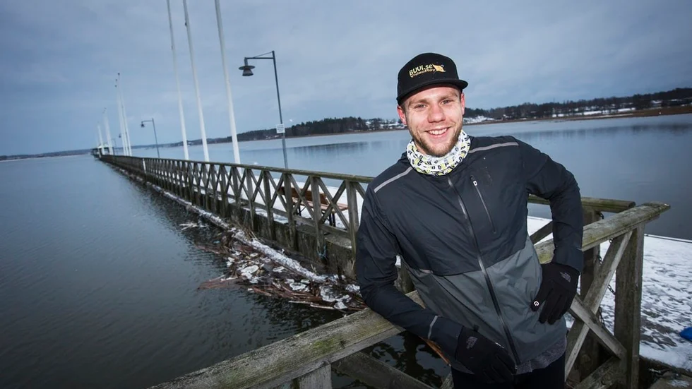 Vi träffade en lättare Ludwig Fleetwood vid målområdet för kanotstadion. Säsongen som kommer blir avgörande för vilka som kvalar till OS. Även om chansen är liten vill han göra ett försök; kvaltävlingarna startade i maj i år och sedan räknas vissa världscuper och alla VM-deltävlingar fram till maj 2020. Vissa länder har tre kvotplatser medan resultaten för oss svenskar avgör om vi tävlar om en eller två – men det är fruktansvärt hårt att kvala in.