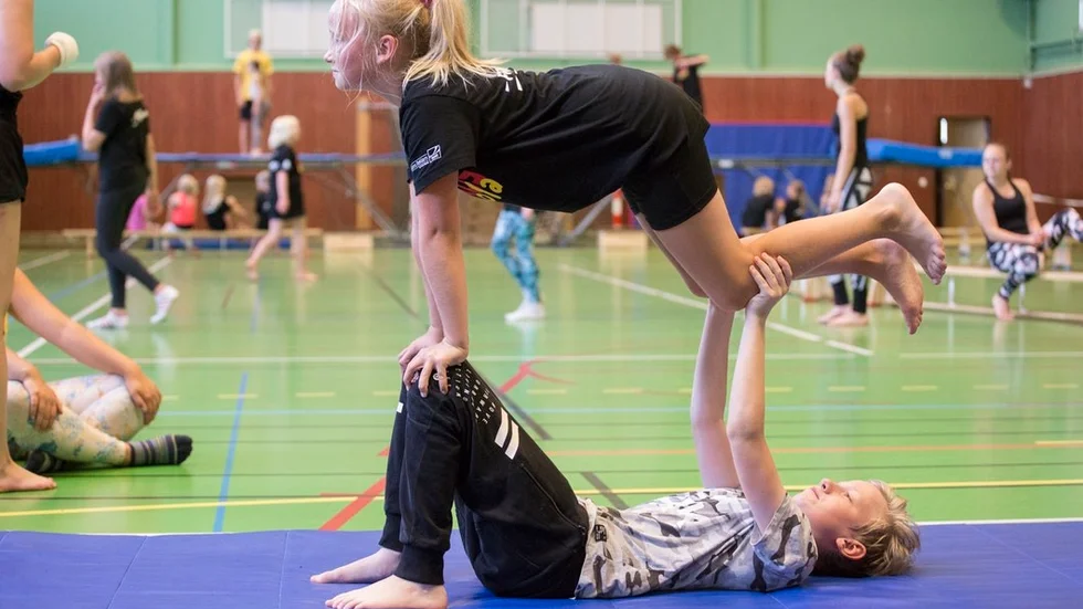 Syskonen Lea och Hannez Zetterberg, Katrineholm gör en två tablå som kallas sockerbiten.