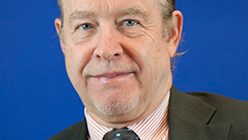 Bo Höglander (C), ledamot kommunfullmäktige, ledamot i kommunstyrelsen.