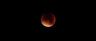Astronomiintresserad fotograf tog månbilder