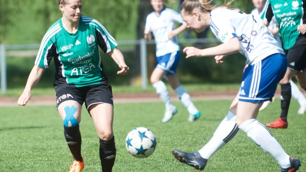 Den tidigare IFK Nyköping-spelaren Frida Ahlerup gladdes åt att vara tillbaka på Vallen. Hennes Triangelns SK vann stort över IFK.