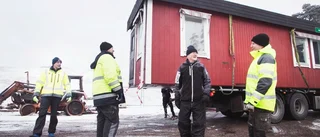 Ny klubbstuga på plats efter branden