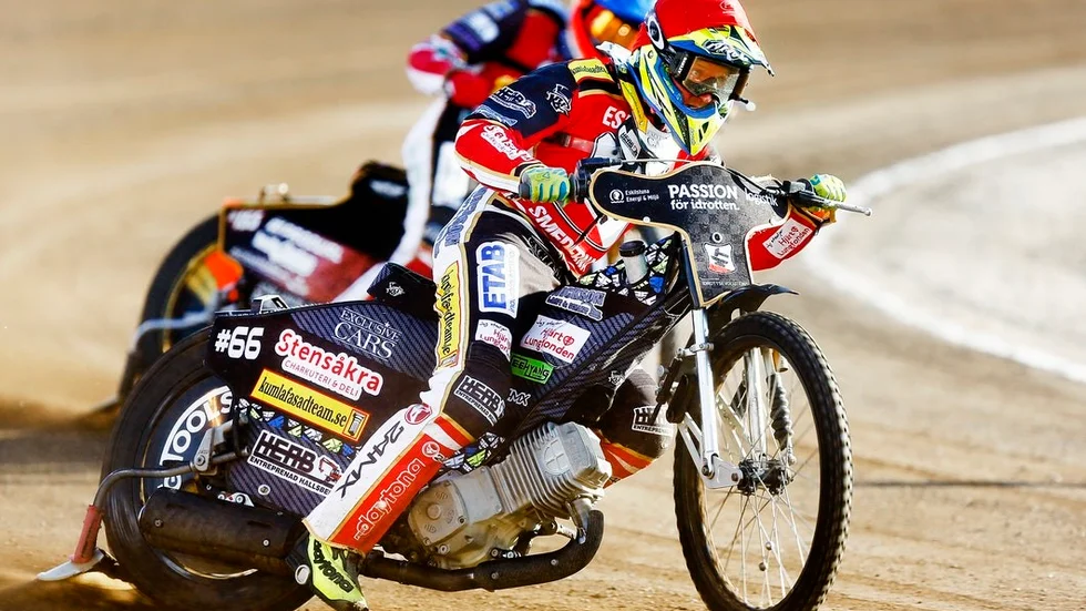Storstjärnan Fredrik Lindgren rehabtränar för fullt och målet är att han kan vara med när Smederna möter Indianerna hemma på tisdag.