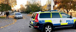 Två män anhållna misstänkta för mord