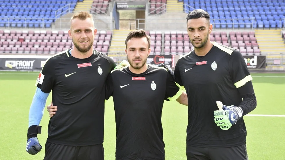 Steffen Kraus, Eldin Lugonja och Hossin Lagoun provtränar med AFC.