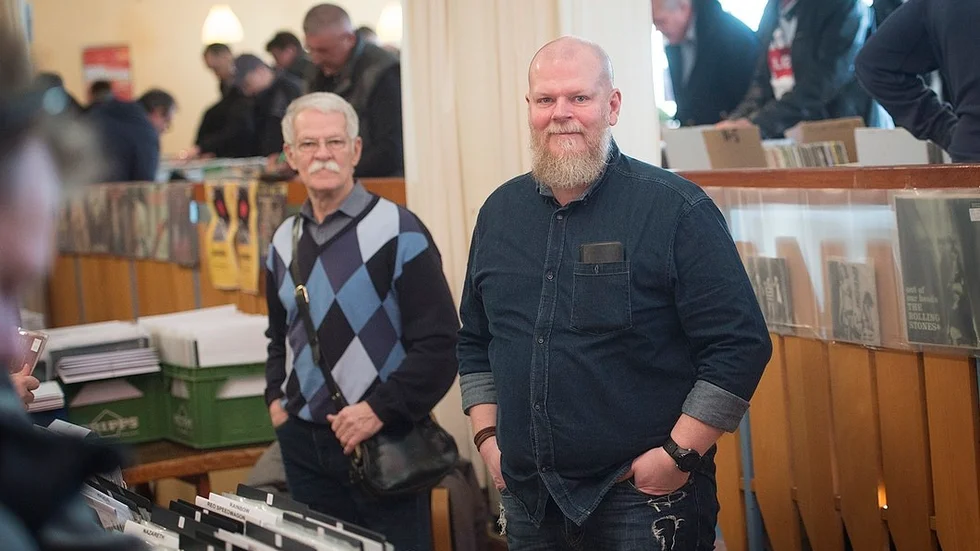 Folkligt på skivmässan i Nyköping.