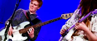 Deras blues är glad och kaxig