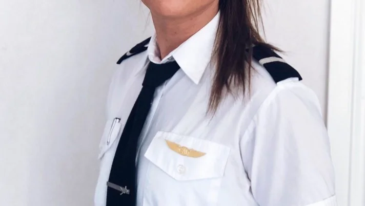 Hanna vill flyga kommersiella passagerarplan.– Kanske för Norwegian eller SAS och varför inte utgå från Spanien?