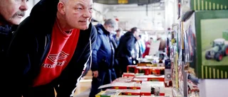 Modellfordonsmässan: Bengt, 83, tänker aldrig sluta leka med traktorer
