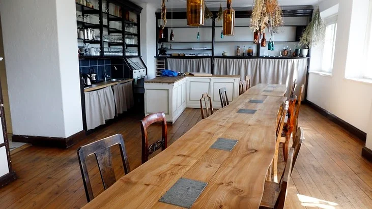 – Restaurangen är mitt försök att förmedla hur fantastiskt det kan vara att ta del av en måltid kopplad till ett helhetstänk, säger Gustav Öhman.
