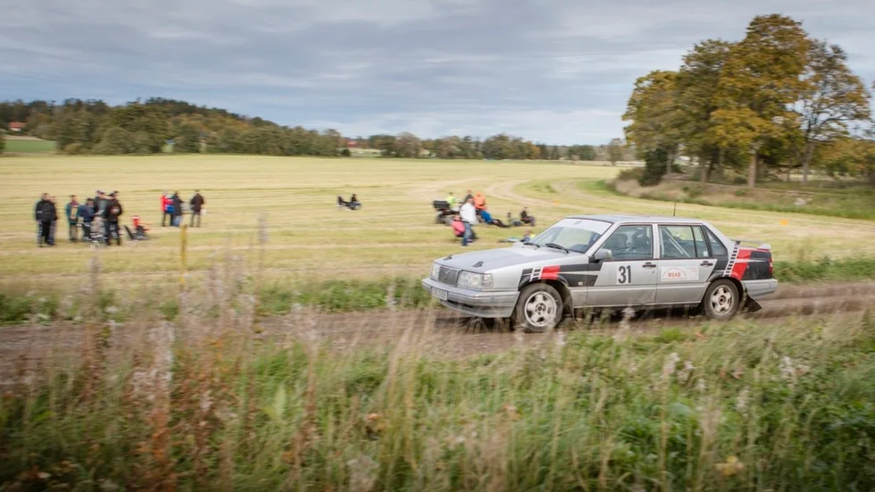 Rickard Mossberg, KMK:aren som kör en Volvo 940.