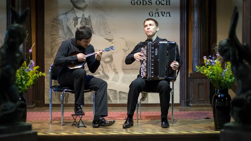 Artem Davtyan och Nikolay Prokopiev inledde årets Julitafestival på söndagen.