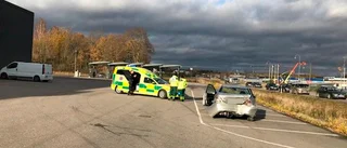 Krock utanför Mekonomen – en person till sjukhus