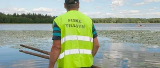Håller koll på sjölivet