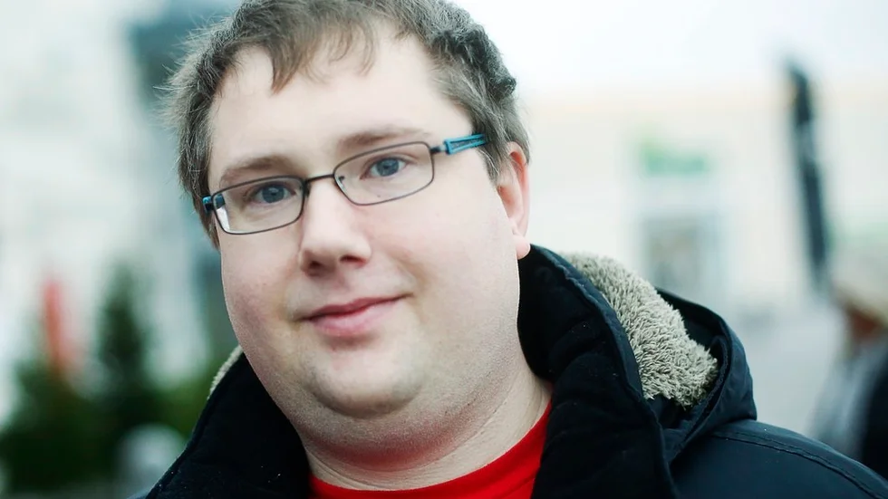 "Till att swisha till olika personer om man har skulder till exempel. Det är smidigt och går fort", säger Jesper Johansson, 30, lagerarbetare, Eskilstuna.