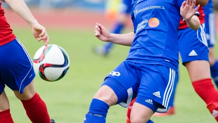 Ebba Sjögren slet på mittfältet utan att få utrymme.